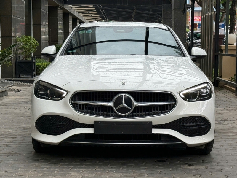 mercedes c200 sx 2023 5000km