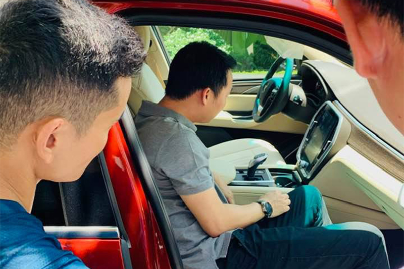 Chủ tịch Đoàn Hiếu Minh muốn cá nhân hoá VinFast Lux SA2.0 theo kiểu Rolls-Royce